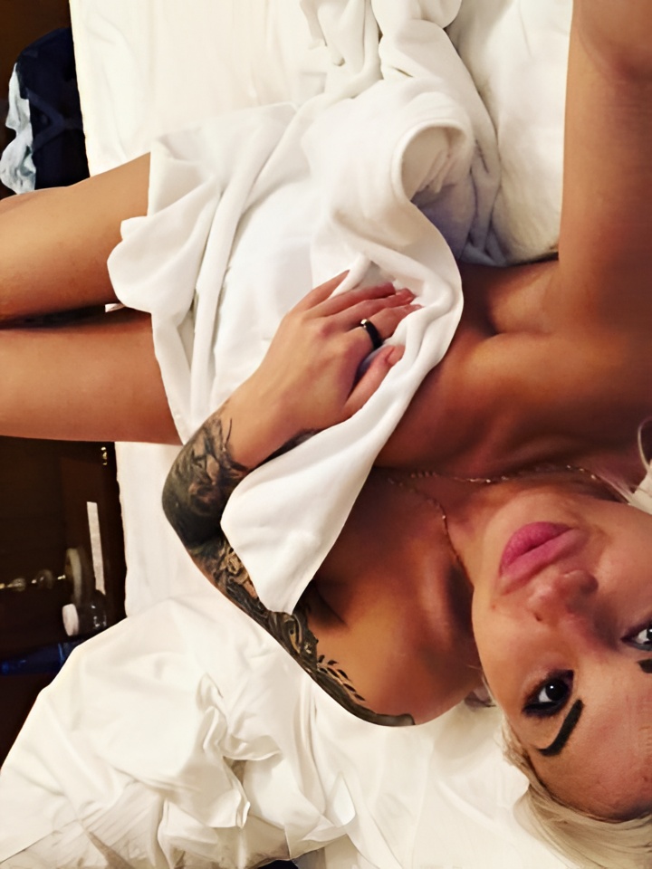 Индивидуалка Арина, доступна для личного знакомства от 2000 руб