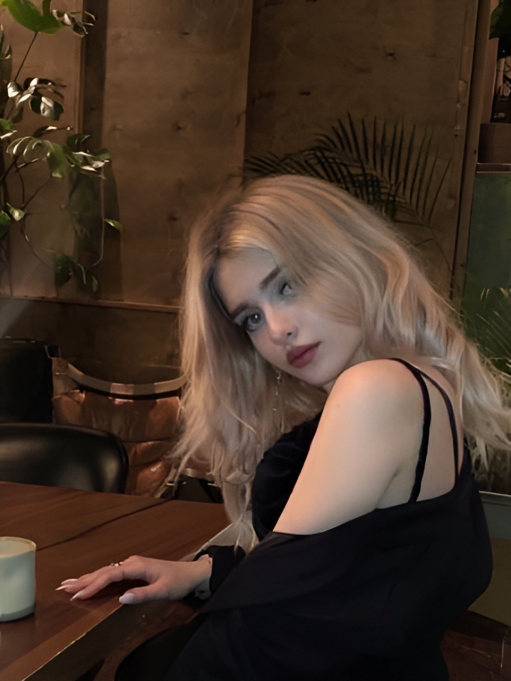 Индивидуалка Ася, доступна для личного знакомства от 5000 руб