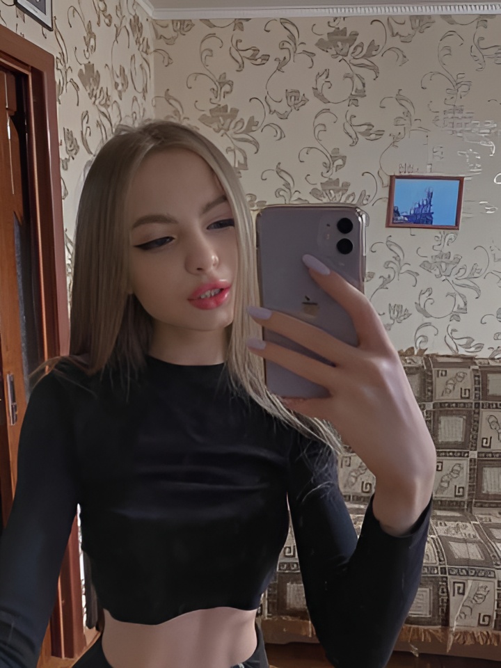 Ева привлекальеная девушка из Мамы цена от 4000 руб