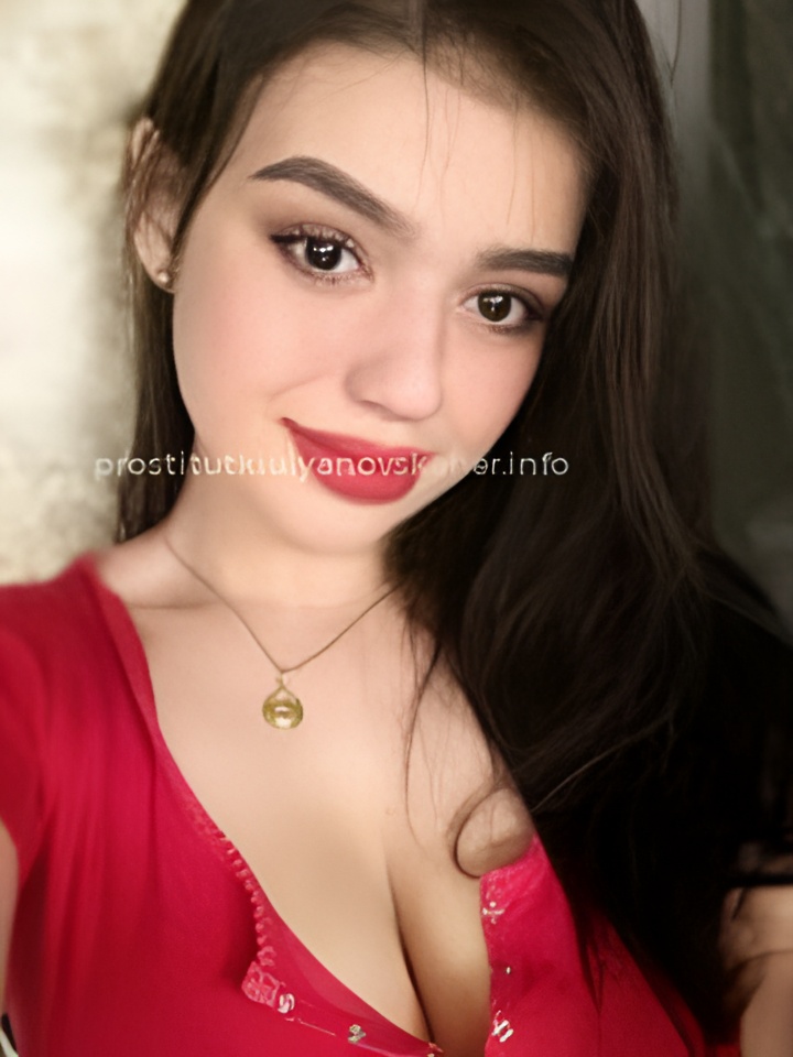 Пелагея привлекальеная девушка из Мамы цена от 2000 руб