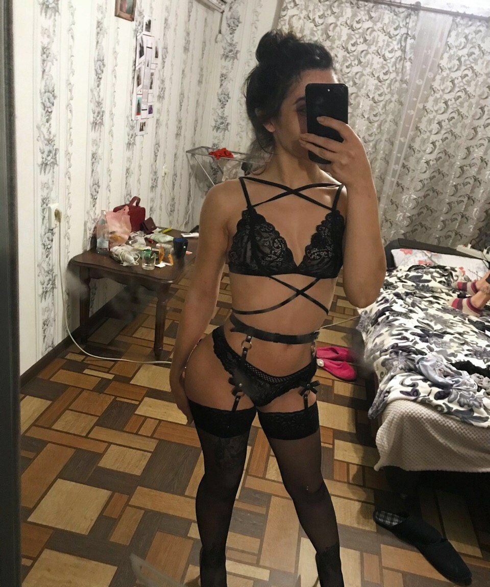 Анжелика привлекальеная девушка из Мамы цена от 3500 руб