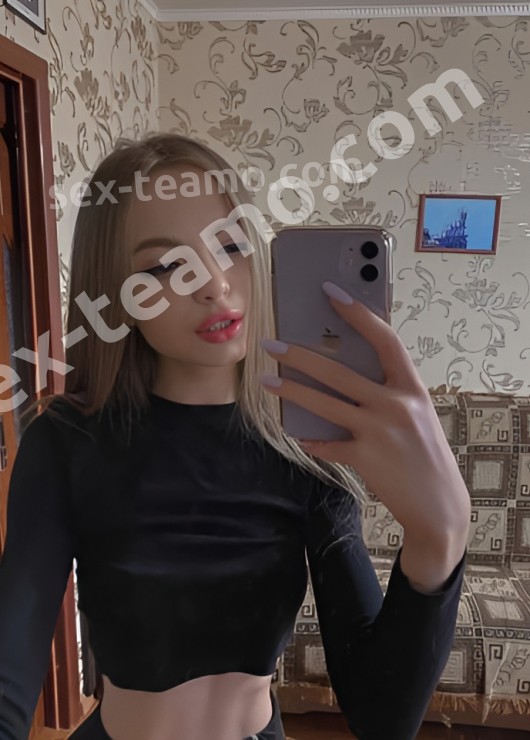 Ева привлекательная девушка из Мамы цена от 4000 руб