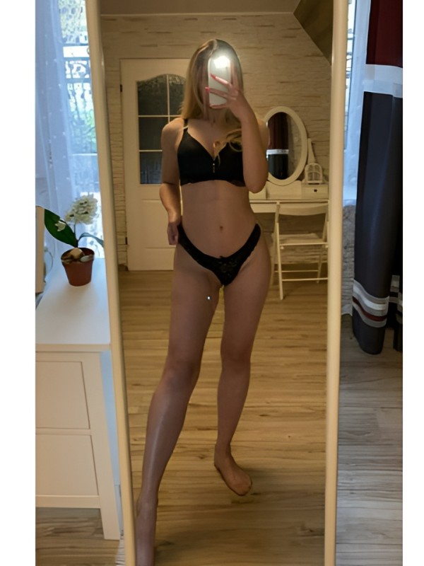 Таня привлекательная девушка из Мамы цена от 2500 руб