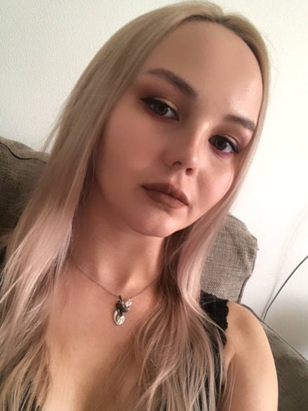 Дана привлекательная девушка из Мамы цена от 3500 руб