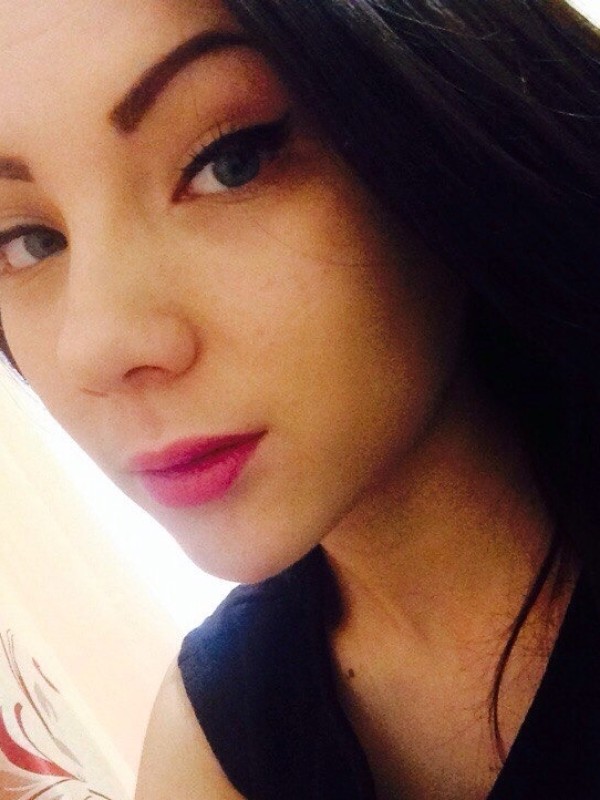 Ирина привлекательная девушка из Мамы цена от 3000 руб