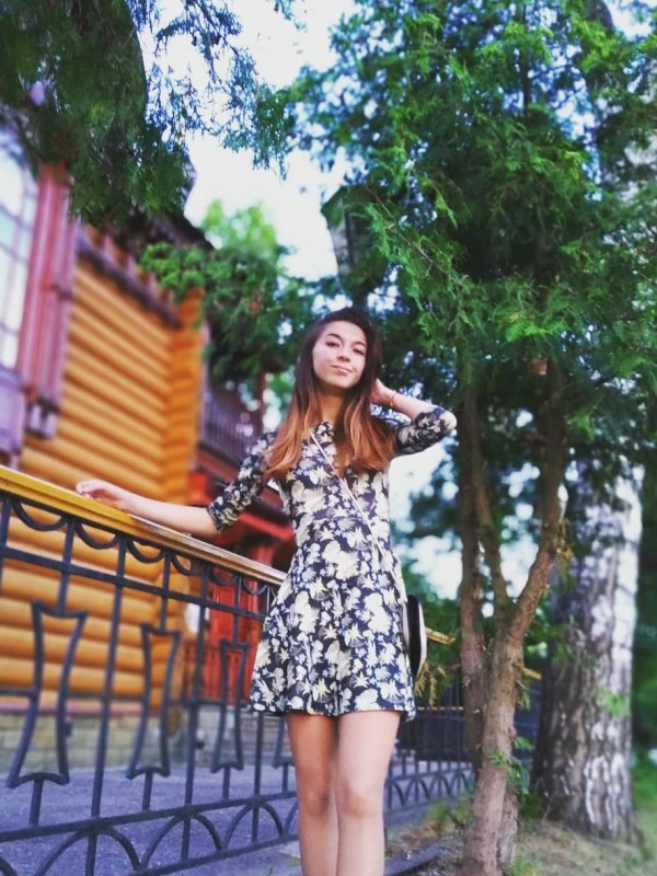 Кристина привлекательная девушка из Мамы цена от 4000 руб